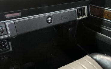 Chevrolet-Camaro-1973-custom-8