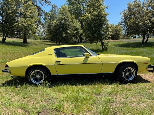 Chevrolet-Camaro-1974-Coupe-19