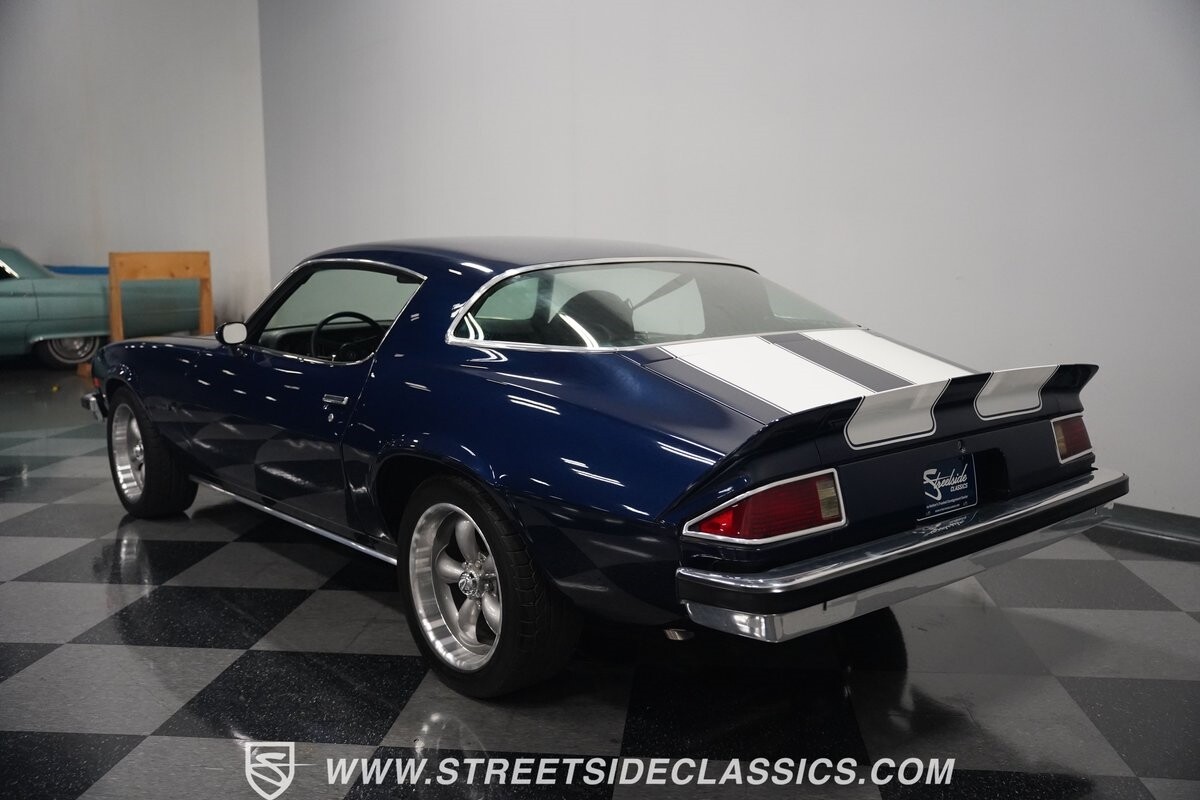 Chevrolet-Camaro-1976-Coupe-12