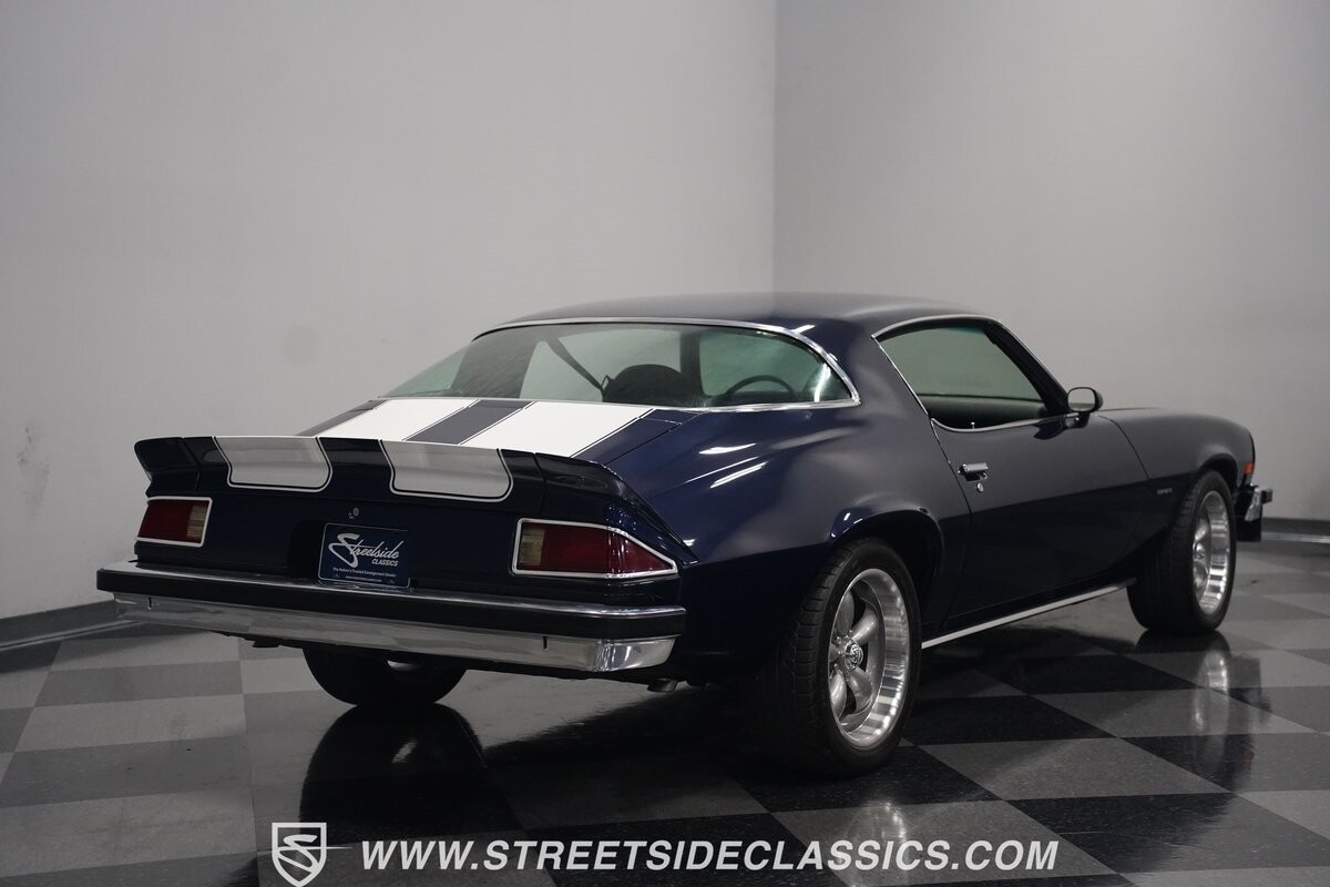 Chevrolet-Camaro-1976-Coupe-14