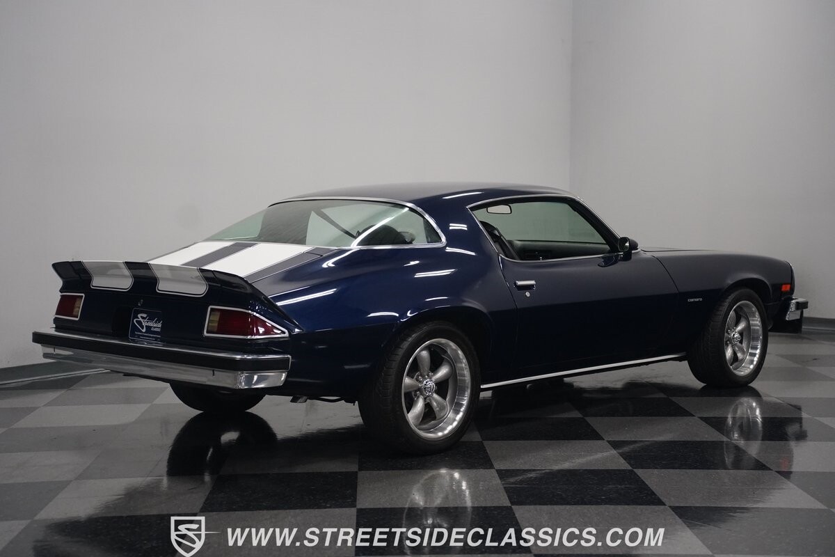 Chevrolet-Camaro-1976-Coupe-15