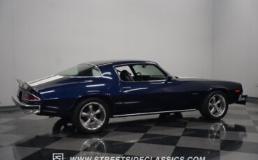 Chevrolet-Camaro-1976-Coupe-16