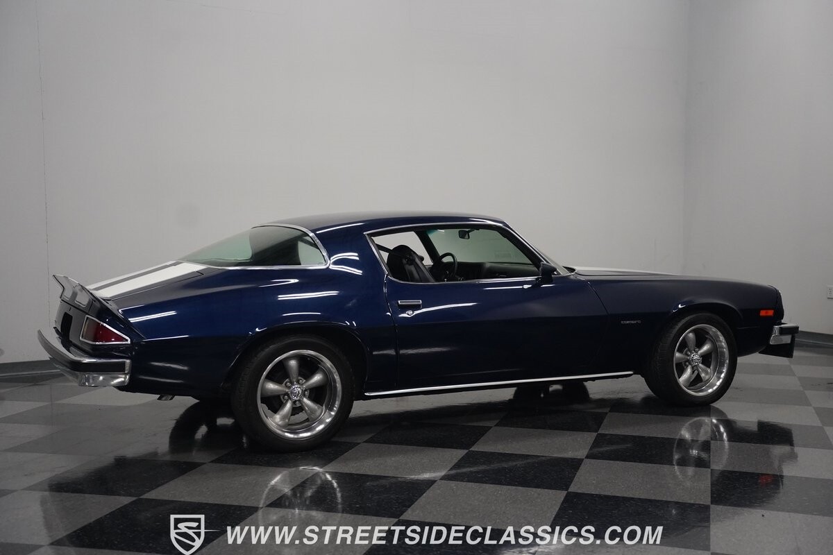Chevrolet-Camaro-1976-Coupe-16