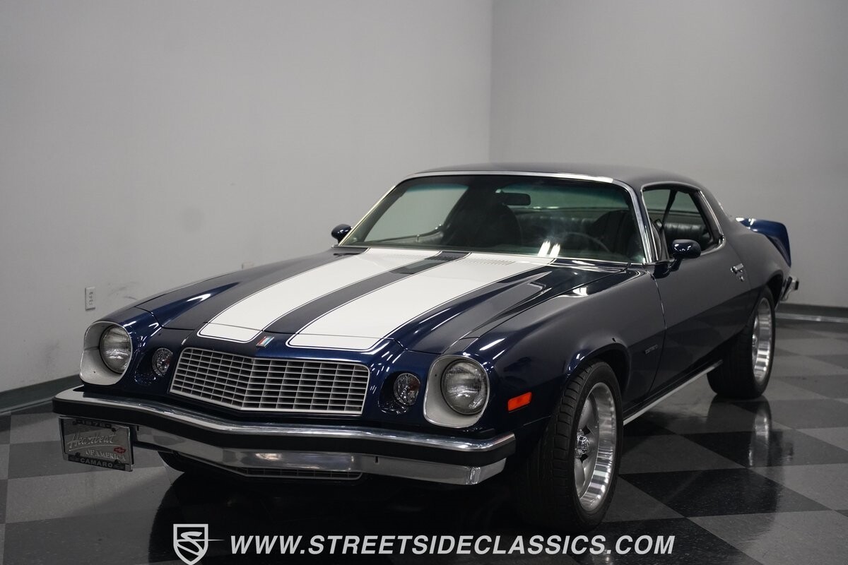 Chevrolet-Camaro-1976-Coupe-22