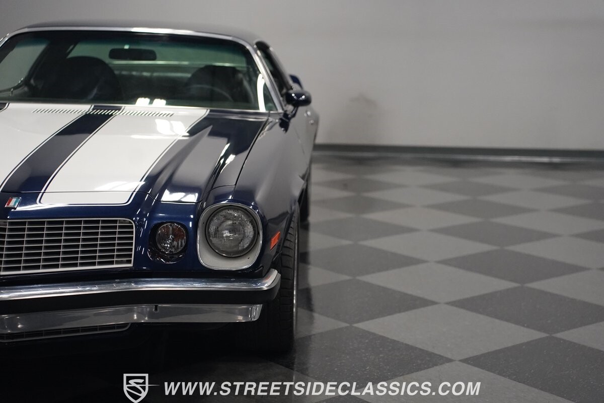 Chevrolet-Camaro-1976-Coupe-23