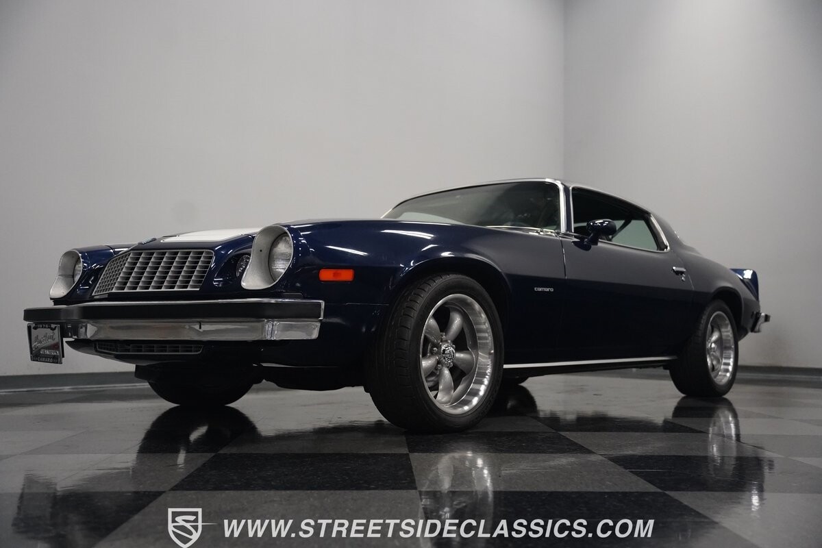 Chevrolet-Camaro-1976-Coupe-24