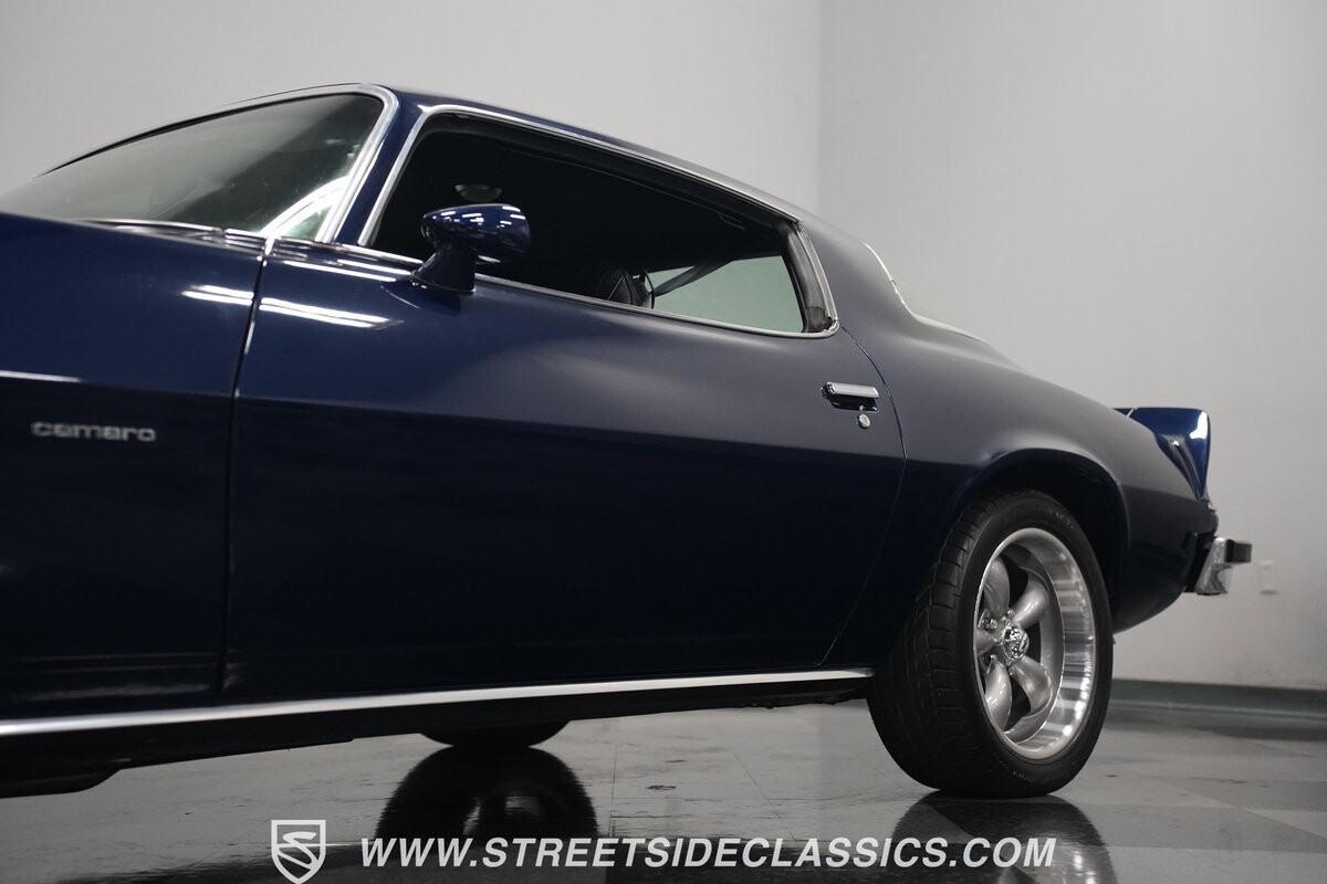 Chevrolet-Camaro-1976-Coupe-25