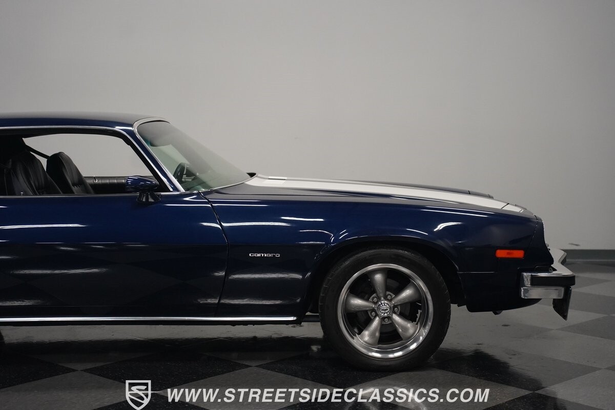 Chevrolet-Camaro-1976-Coupe-34