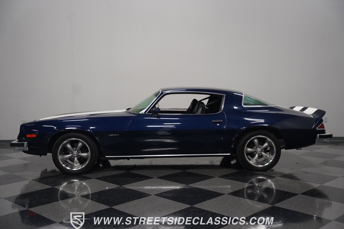 Chevrolet-Camaro-1976-Coupe-9