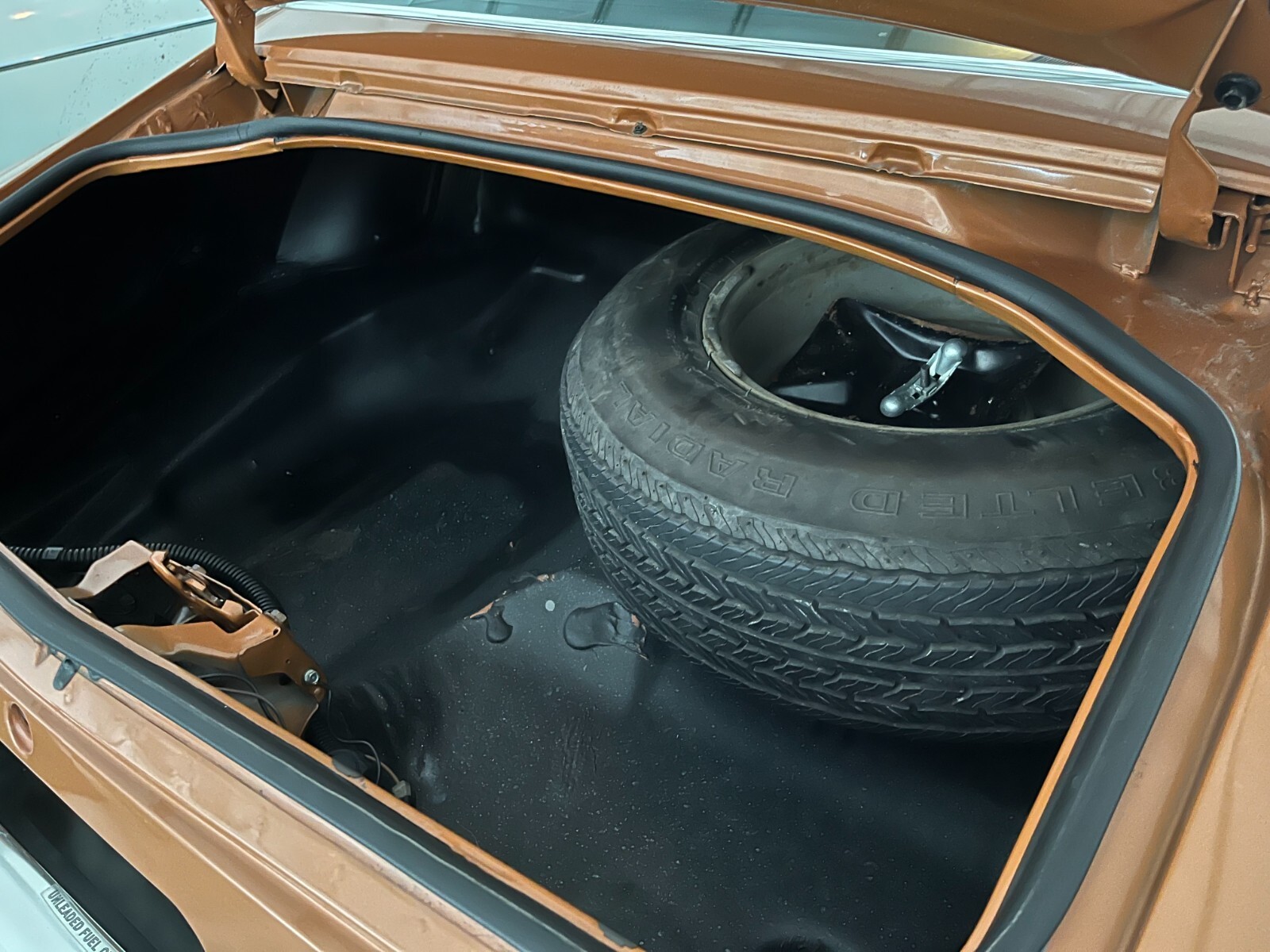 Chevrolet-Camaro-1977-Coupe-6
