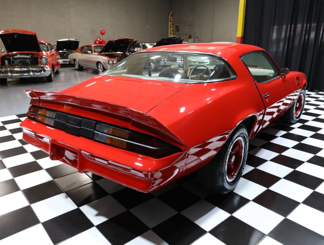 Chevrolet-Camaro-1978-Coupe-13
