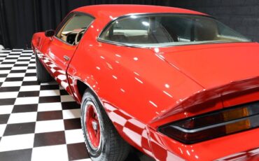 Chevrolet-Camaro-1978-Coupe-19