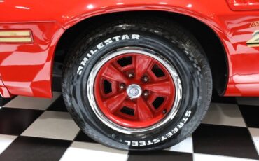 Chevrolet-Camaro-1978-Coupe-24