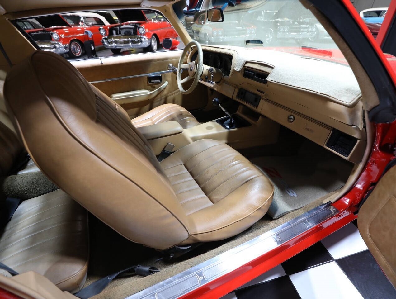 Chevrolet-Camaro-1978-Coupe-30