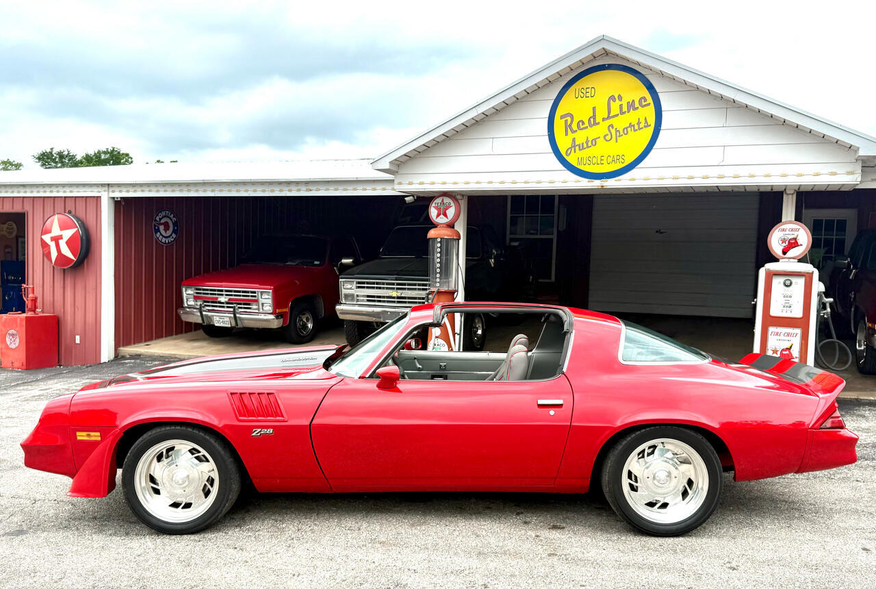 Chevrolet-Camaro-1979-American-Muscle-Car-2