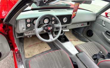 Chevrolet-Camaro-1979-American-Muscle-Car-20