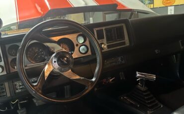 Chevrolet-Camaro-1981-13