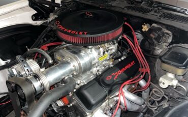 Chevrolet-Camaro-1981-21