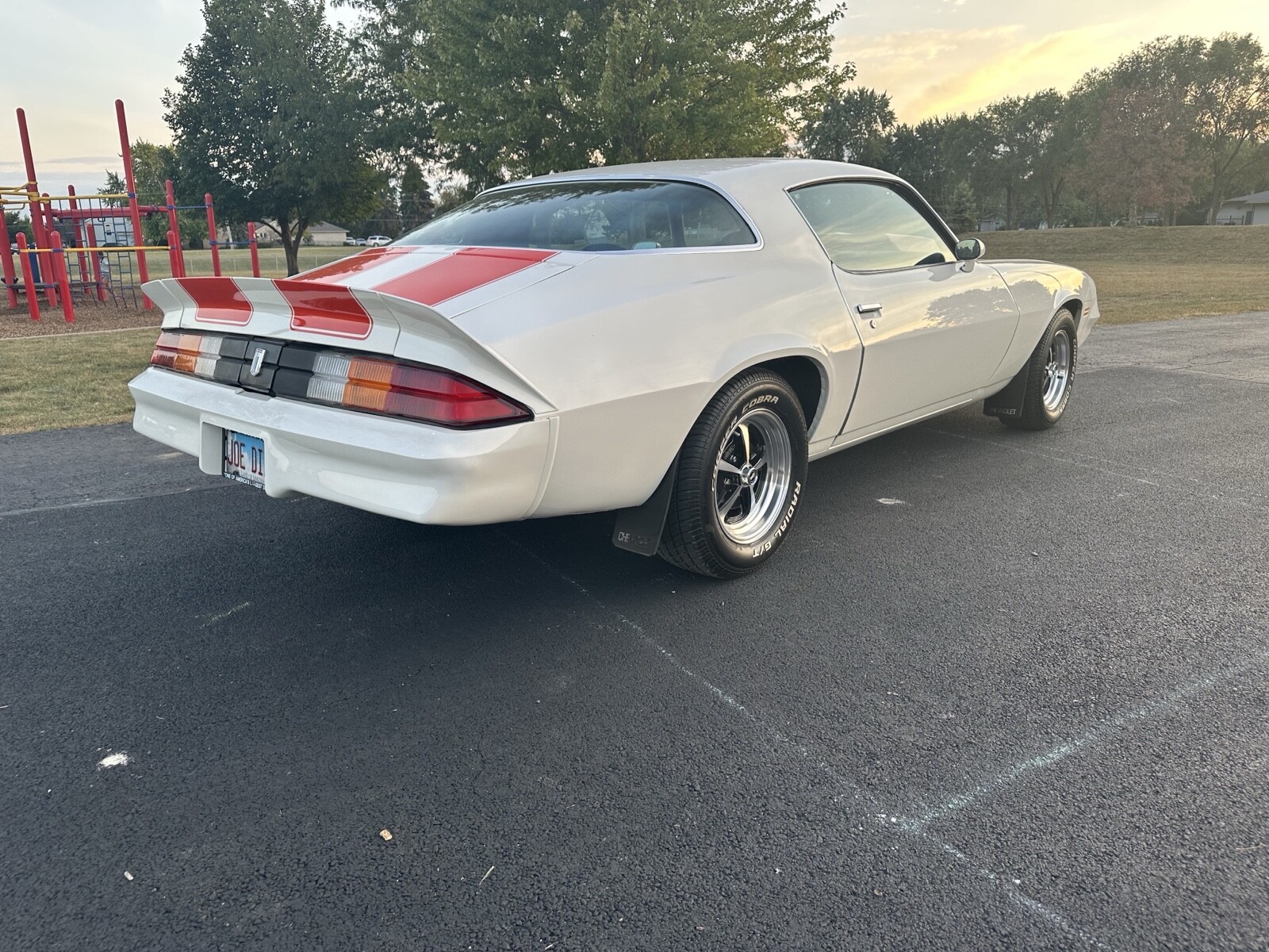Chevrolet-Camaro-1981-4