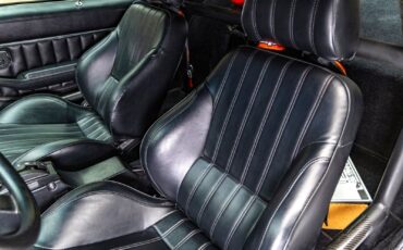 Chevrolet-Camaro-1981-Coupe-22