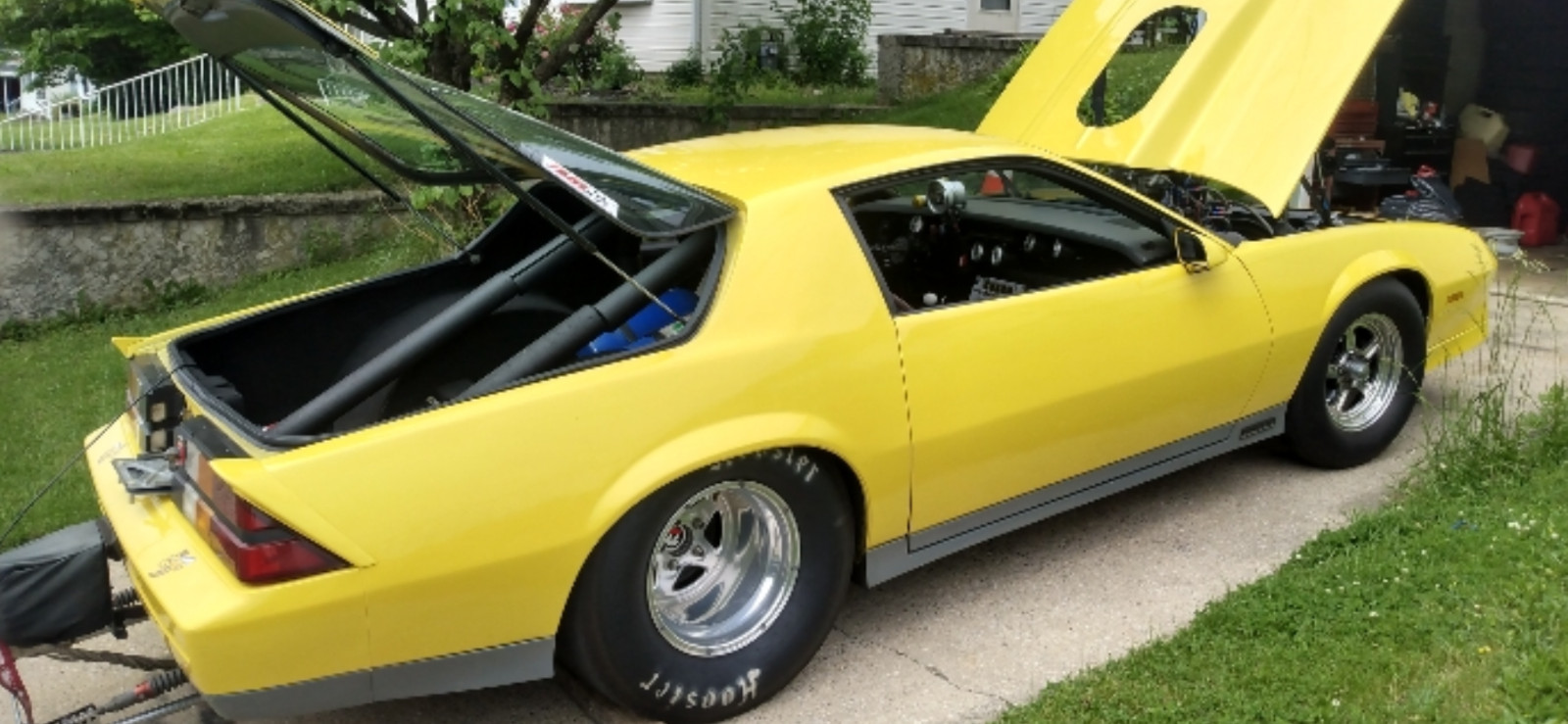 Chevrolet-Camaro-1982-Coupe-1