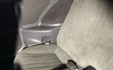 Chevrolet-Camaro-1984-Coupe-13
