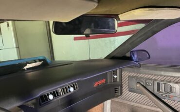 Chevrolet-Camaro-1984-Coupe-18