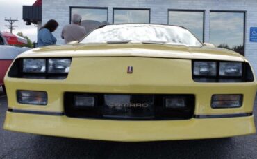 Chevrolet-Camaro-1985-1