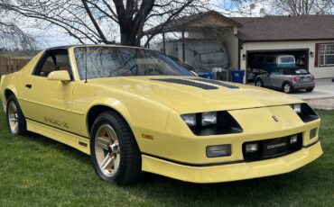 Chevrolet-Camaro-1985