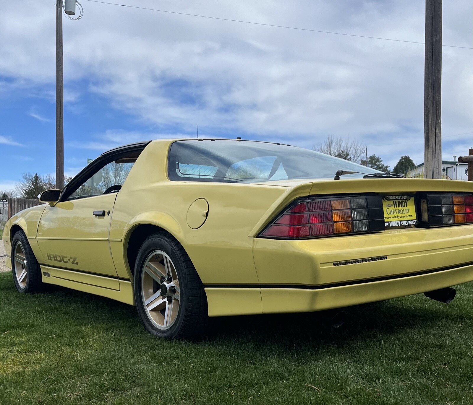 Chevrolet-Camaro-1985-9