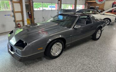 Chevrolet-Camaro-1985-Coupe-1