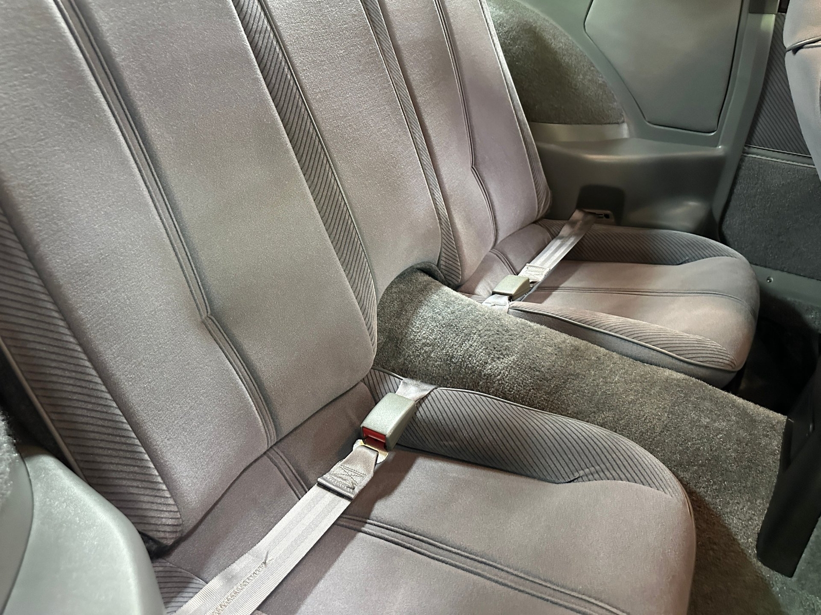 Chevrolet-Camaro-1985-Coupe-20