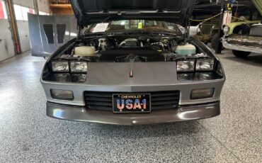 Chevrolet-Camaro-1985-Coupe-39