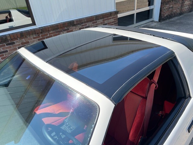 Chevrolet-Camaro-1985-Coupe-4