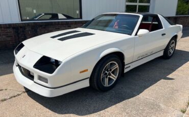 Chevrolet-Camaro-1985-Coupe