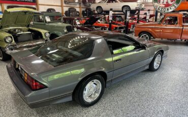 Chevrolet-Camaro-1985-Coupe-5