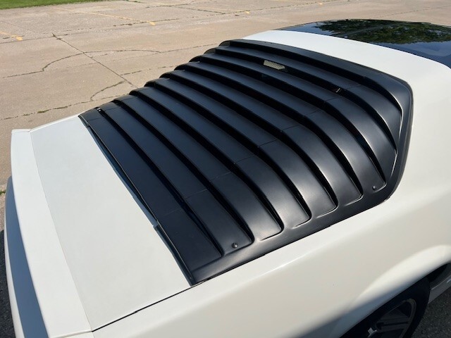 Chevrolet-Camaro-1985-Coupe-6