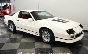 Chevrolet-Camaro-1986-Coupe-13