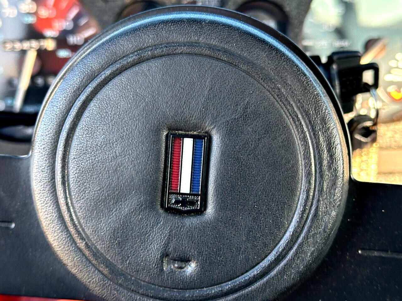 Chevrolet-Camaro-1986-Coupe-14