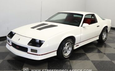 Chevrolet-Camaro-1986-Coupe-17