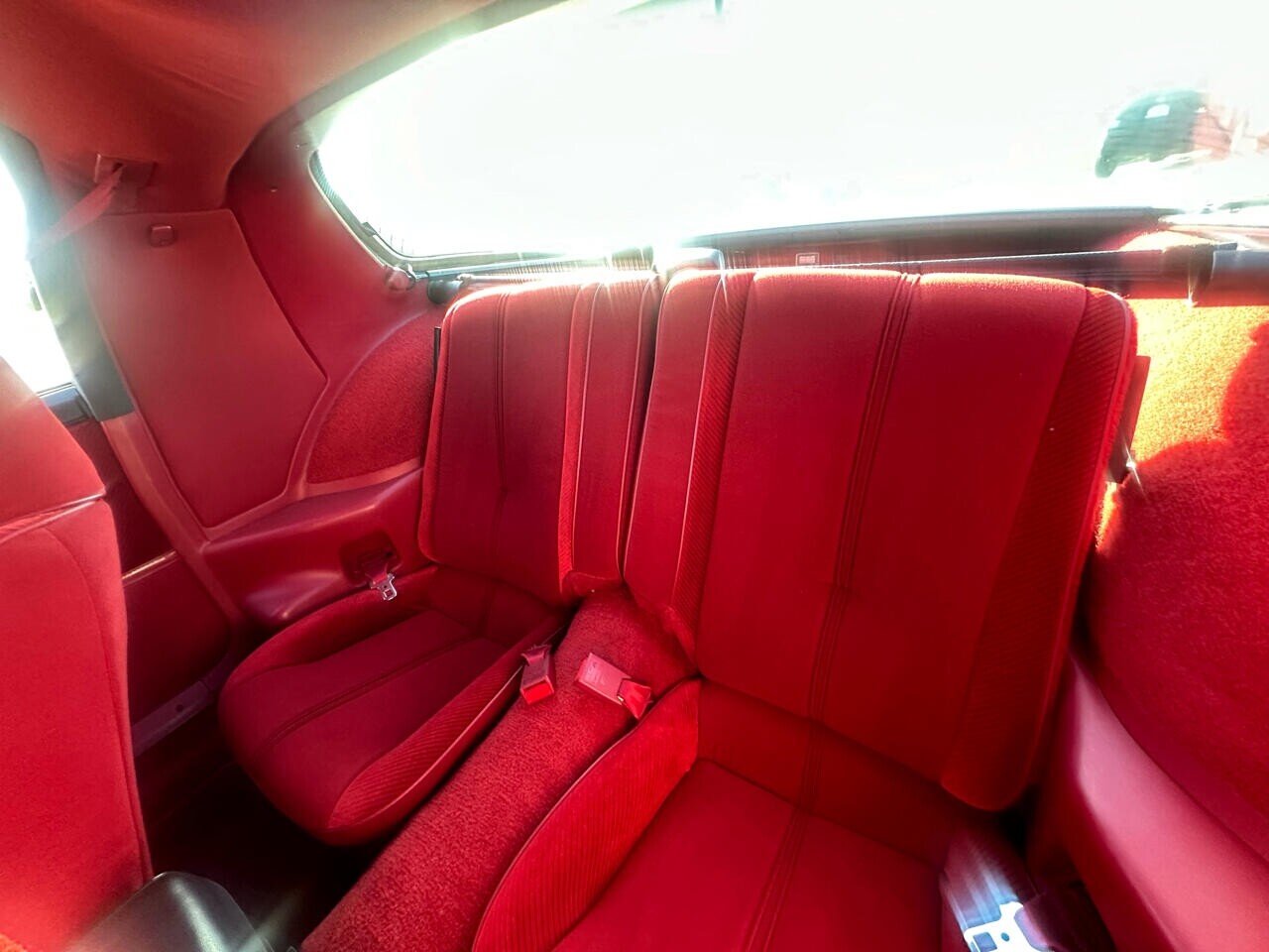 Chevrolet-Camaro-1986-Coupe-18