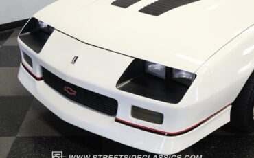 Chevrolet-Camaro-1986-Coupe-19