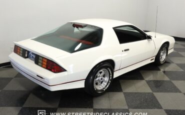 Chevrolet-Camaro-1986-Coupe-24