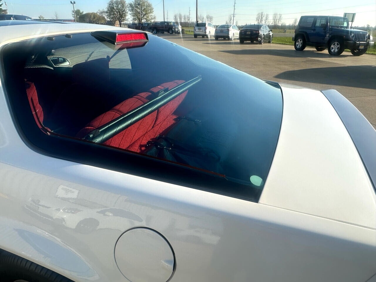 Chevrolet-Camaro-1986-Coupe-25