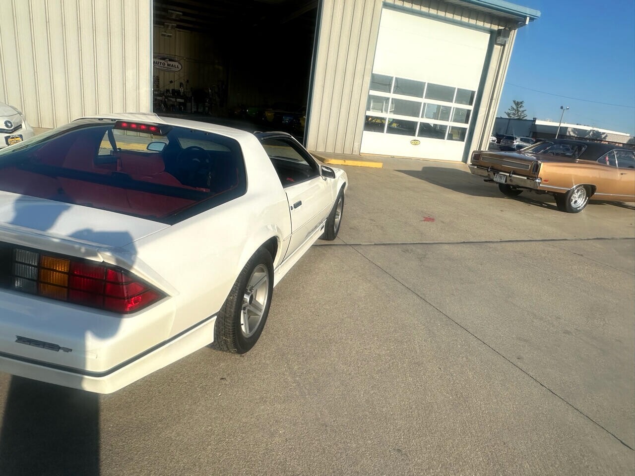 Chevrolet-Camaro-1986-Coupe-35