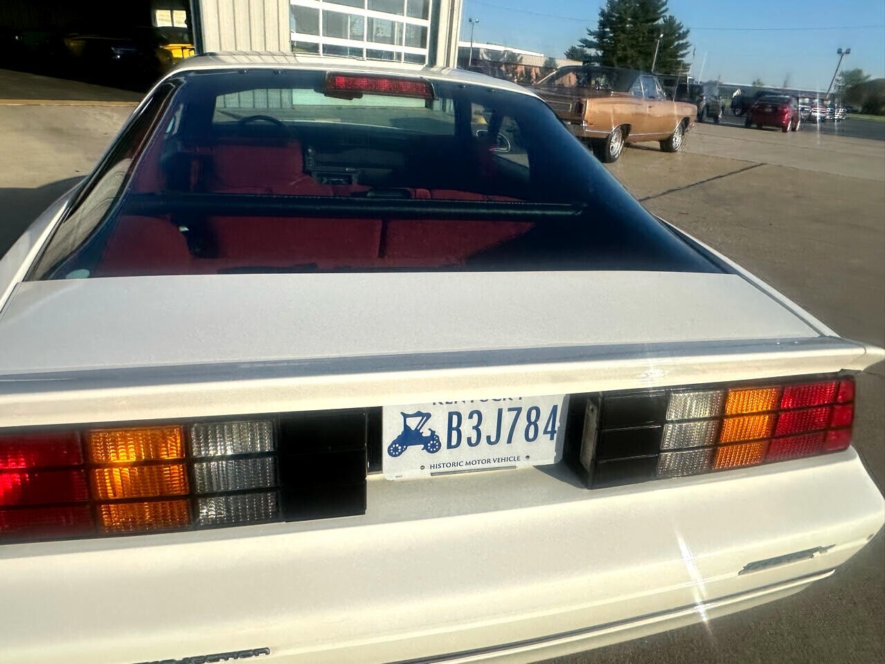 Chevrolet-Camaro-1986-Coupe-37