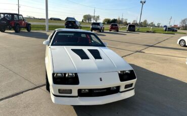 Chevrolet-Camaro-1986-Coupe-39
