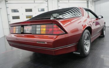 Chevrolet-Camaro-1987-Coupe-16