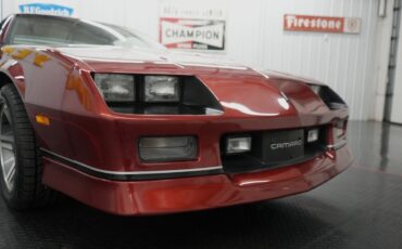 Chevrolet-Camaro-1987-Coupe-22