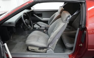 Chevrolet-Camaro-1987-Coupe-37